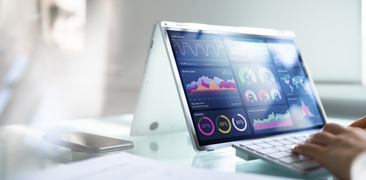 African,Businesswoman,Using,Analytics,Data,Kpi,Dashboard,Tech