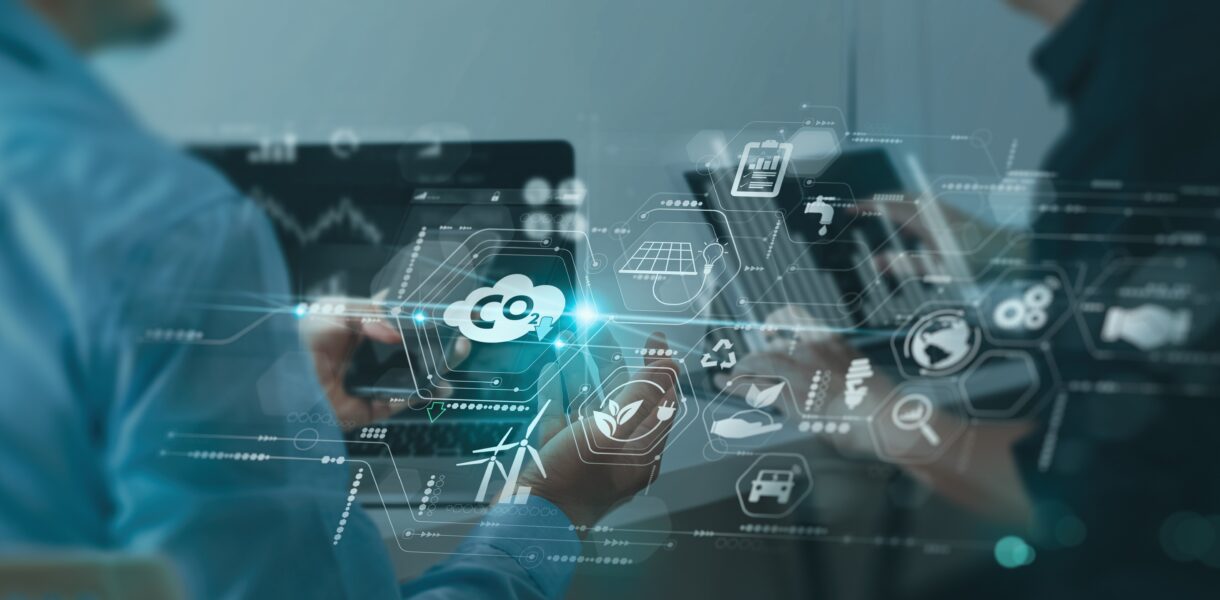 Businessman,Wit,Team,Working,Virtual,Modern,Smart,Phone,To,Reduce